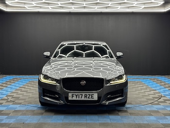 Used Jaguar XE 2017 for sale - 79465245: Photo