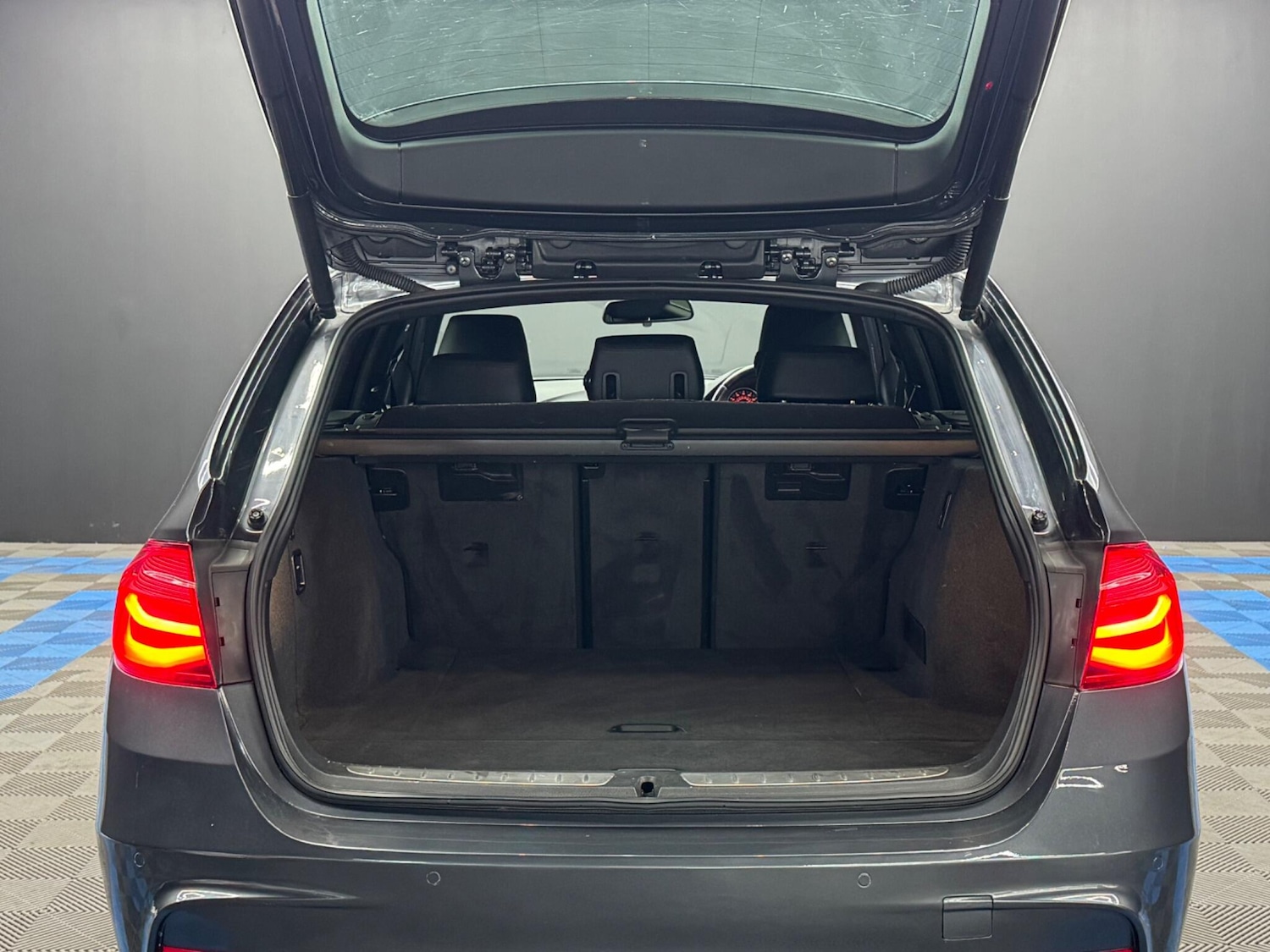 Vehicle 39