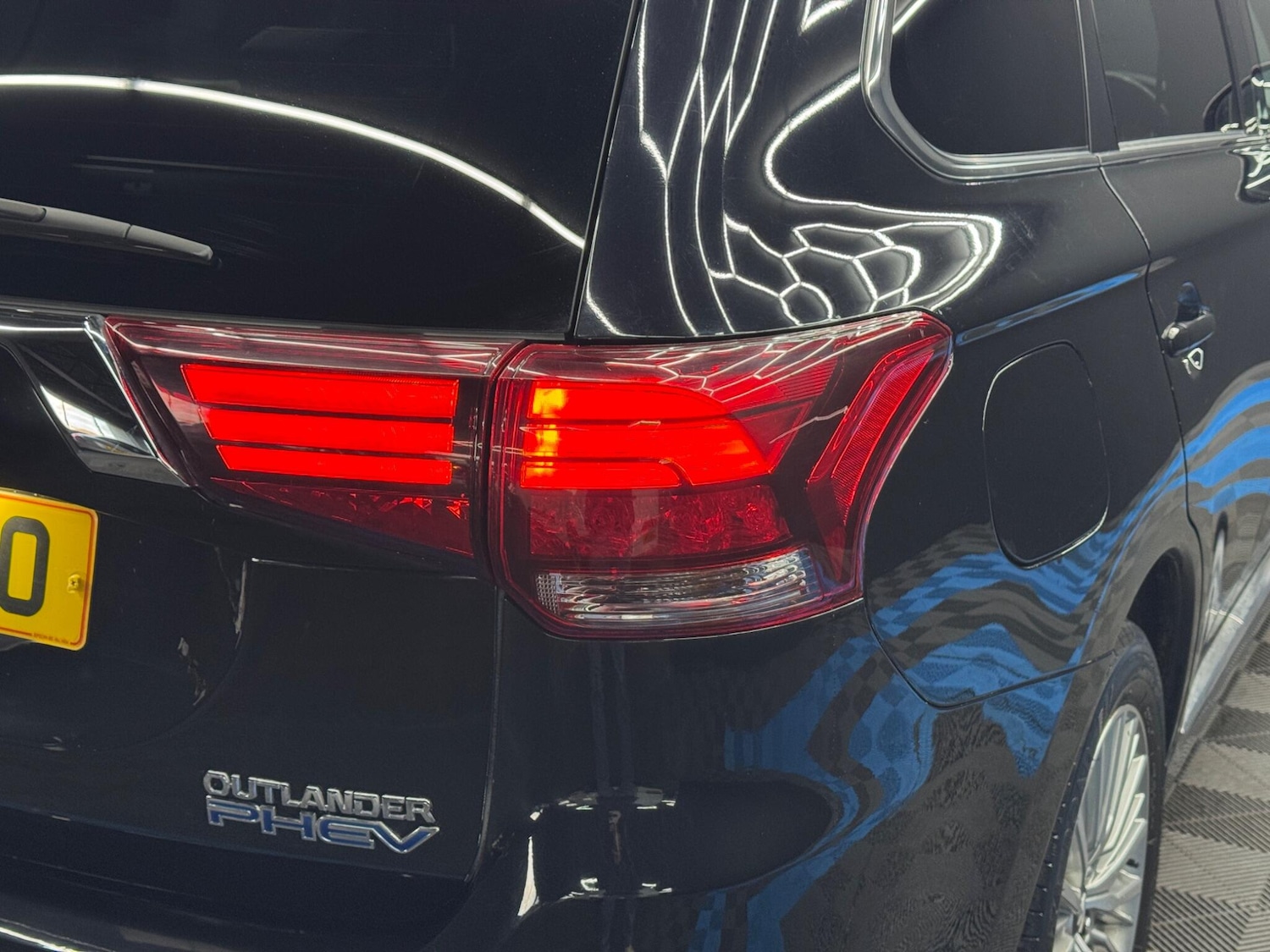 Used Mitsubishi Outlander 2018 for sale - 76701667: Photo 42