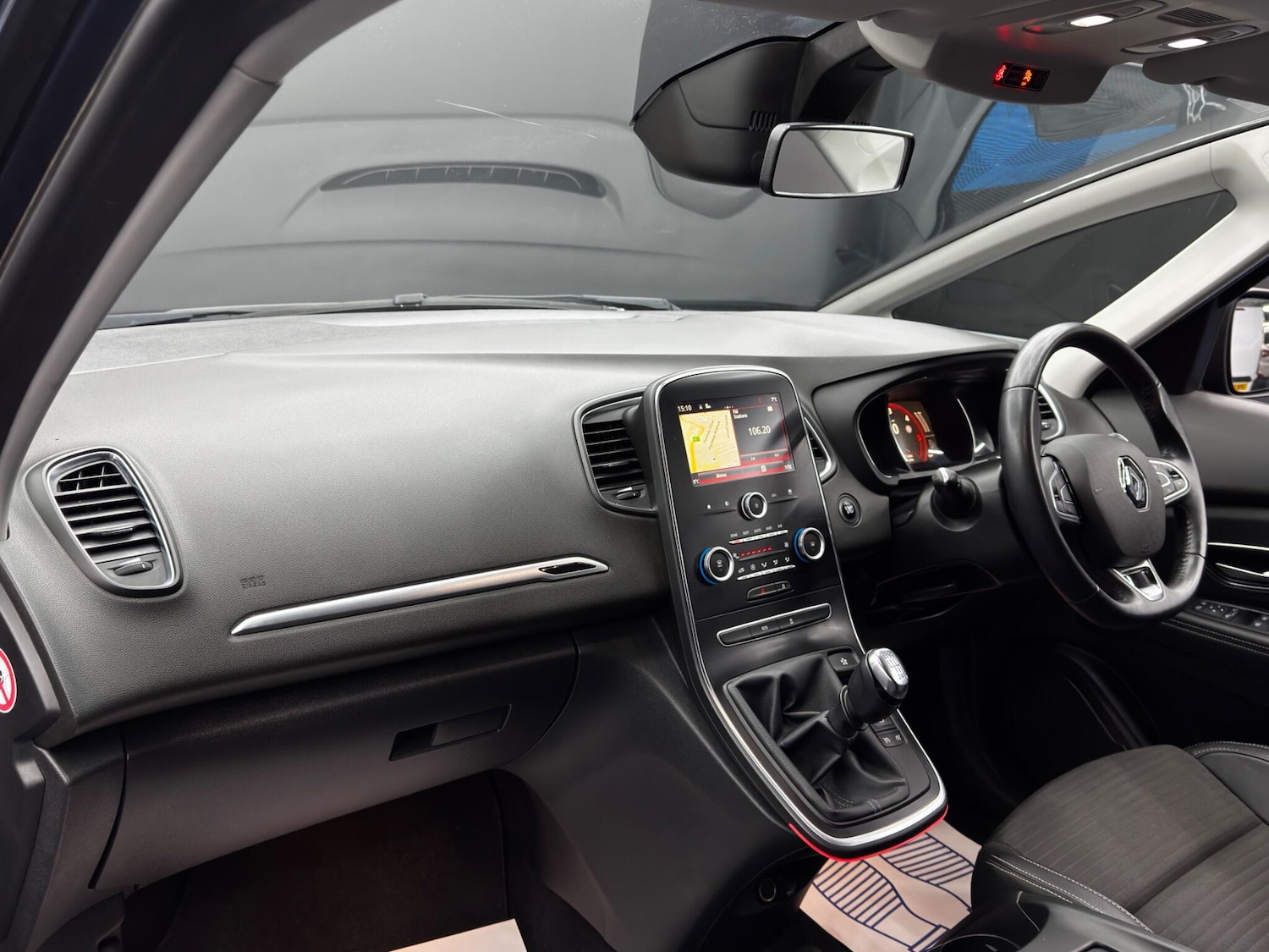 Used Renault Scenic 2017 for sale - 76728900: Photo 11