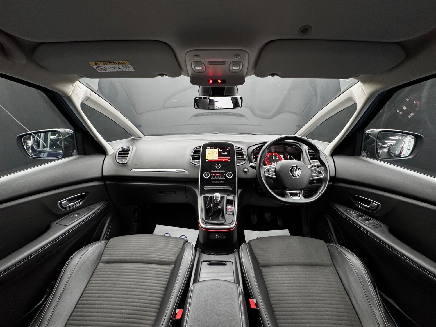 Used Renault Scenic 2017 for sale - 76728900: Photo 17