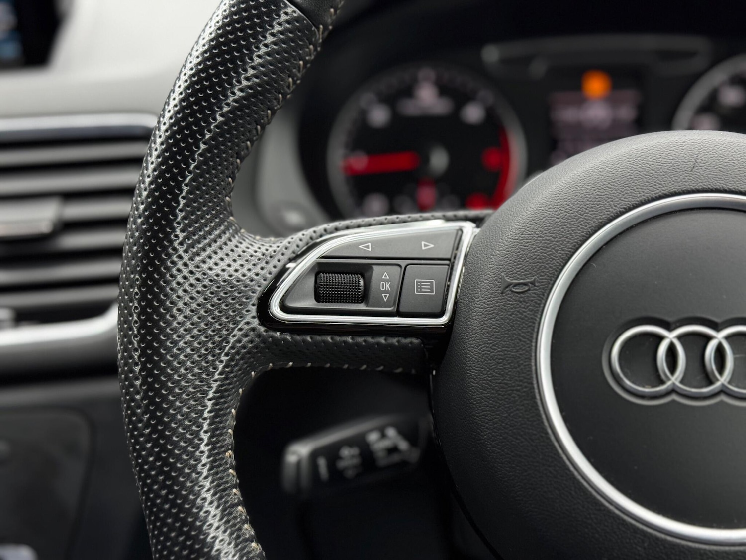 Used Audi Q3 for sale - 76995474: Photo 20