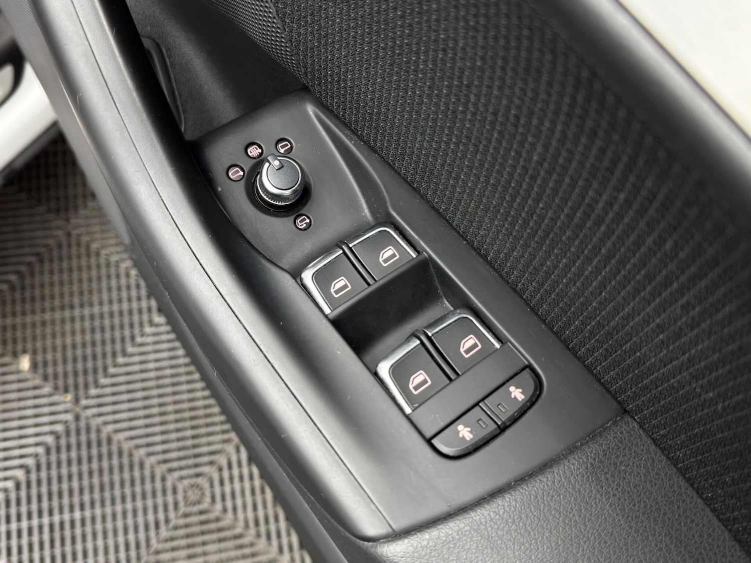 Used Audi Q3 for sale - 76995474: Photo 43