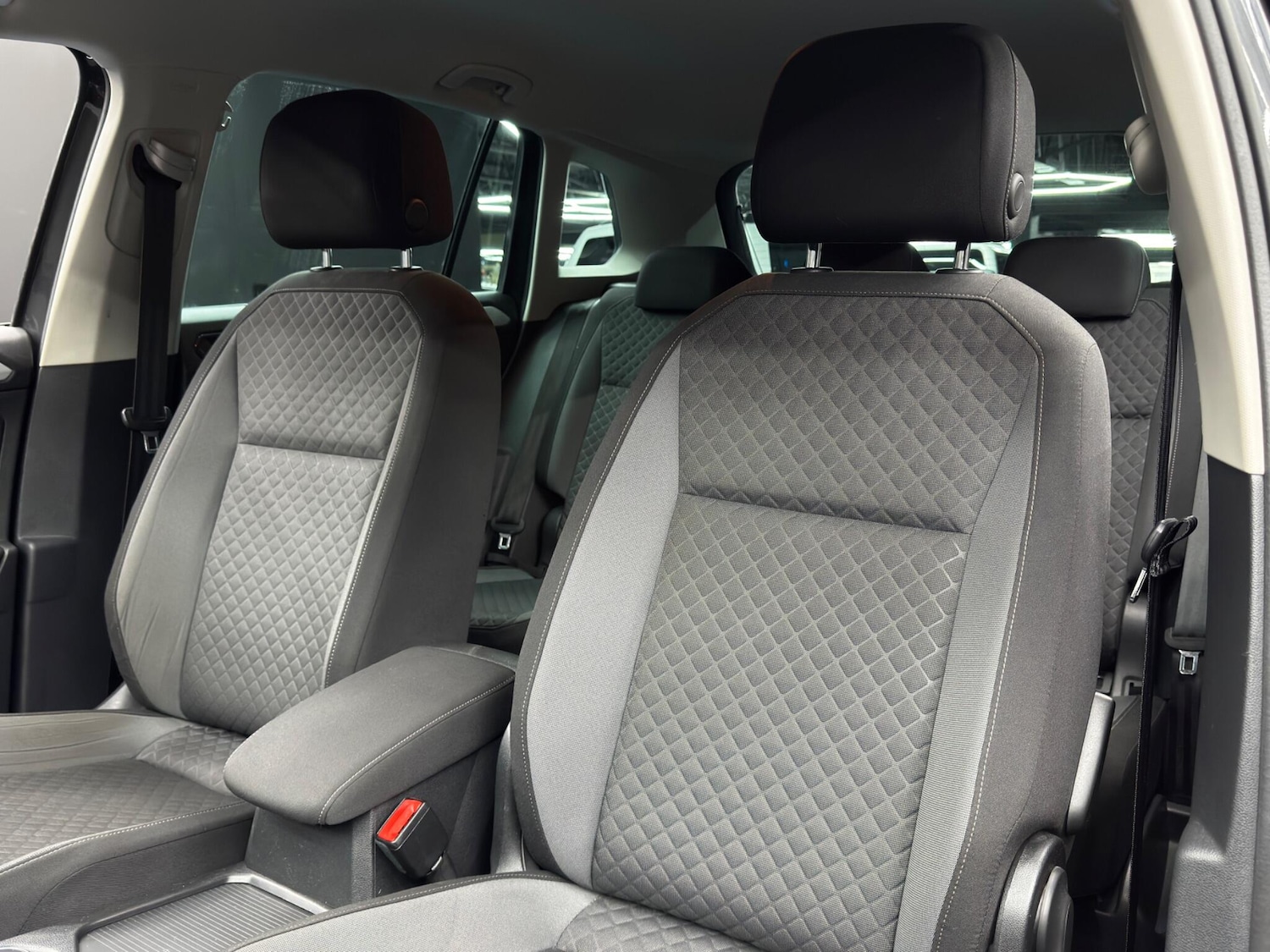 Used Volkswagen Tiguan for sale - 77737321: Photo 14