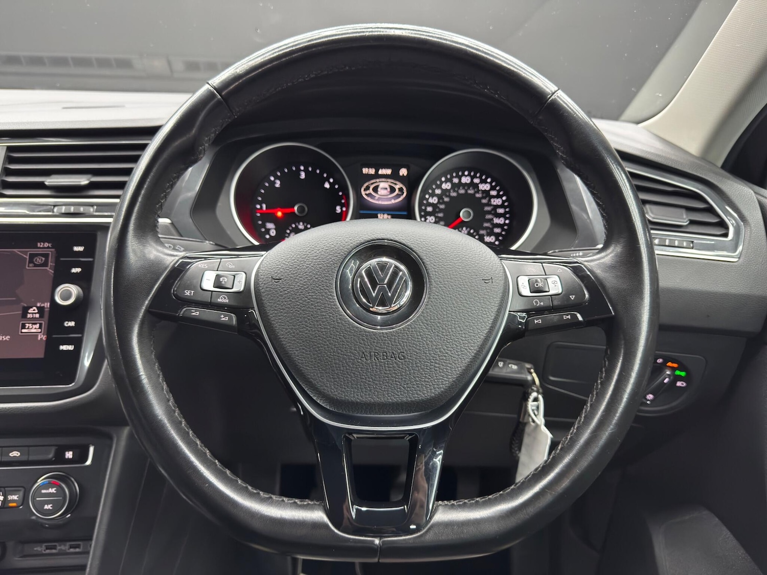 Used Volkswagen Tiguan for sale - 77737321: Photo 19