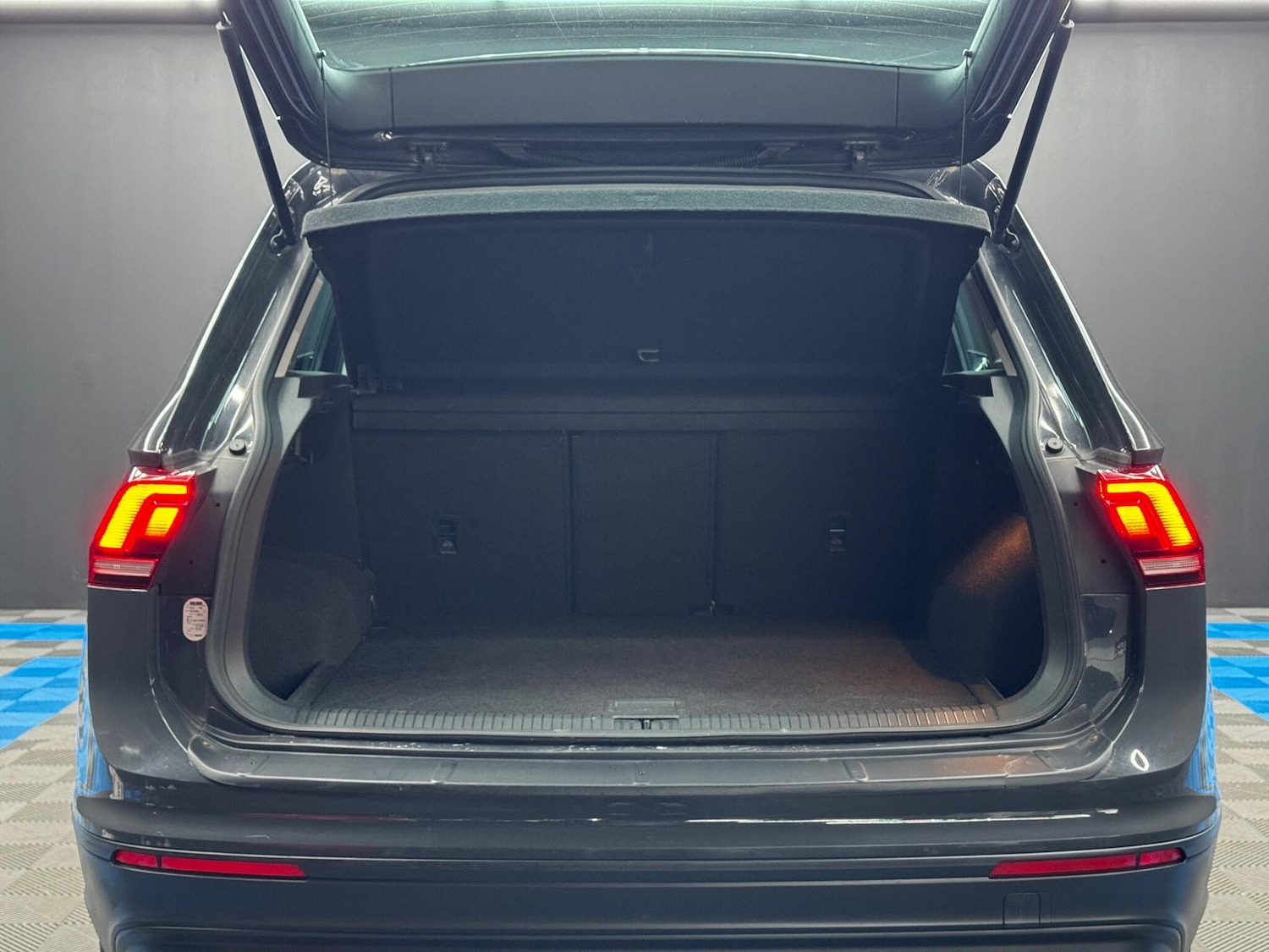 Used Volkswagen Tiguan for sale - 77737321: Photo 42