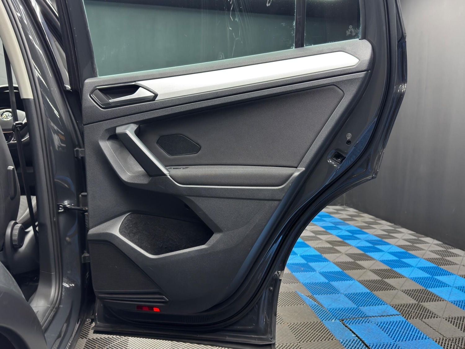 Used Volkswagen Tiguan for sale - 77737321: Photo 46