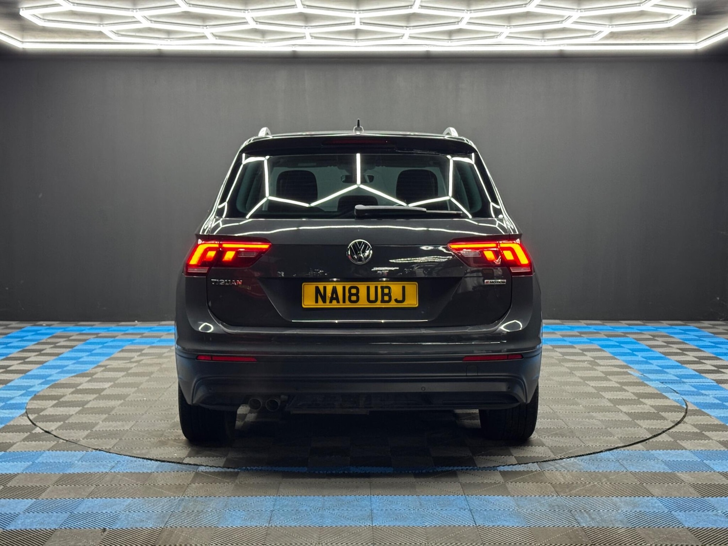 Used Volkswagen Tiguan for sale - 77737321: Photo 6