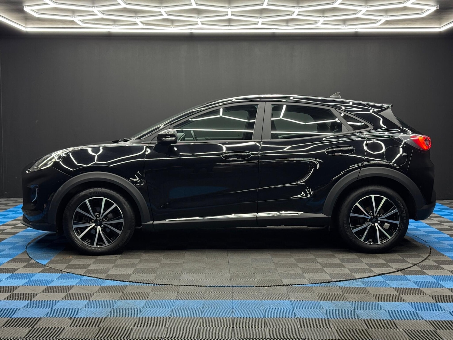 Used Ford Puma 2023 for sale - 77015231: Photo 8