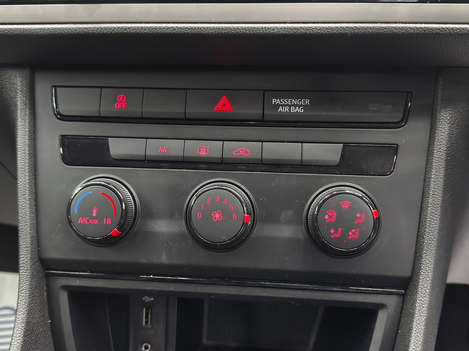 Used SEAT Leon for sale - 76727283: Photo 25