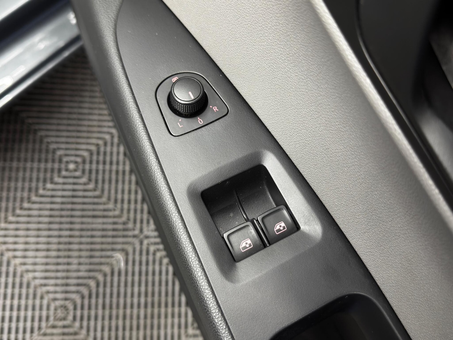 Used SEAT Leon for sale - 76727283: Photo 35