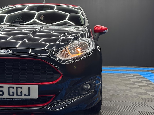 Used Ford Fiesta 2015 for sale - 76215532: Photo 41