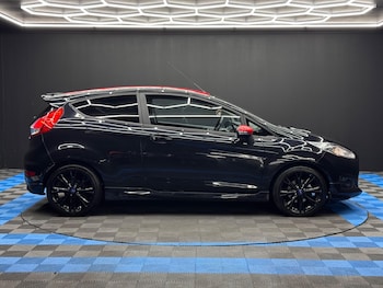 Used Ford Fiesta 2015 for sale - 76215532: Photo 4
