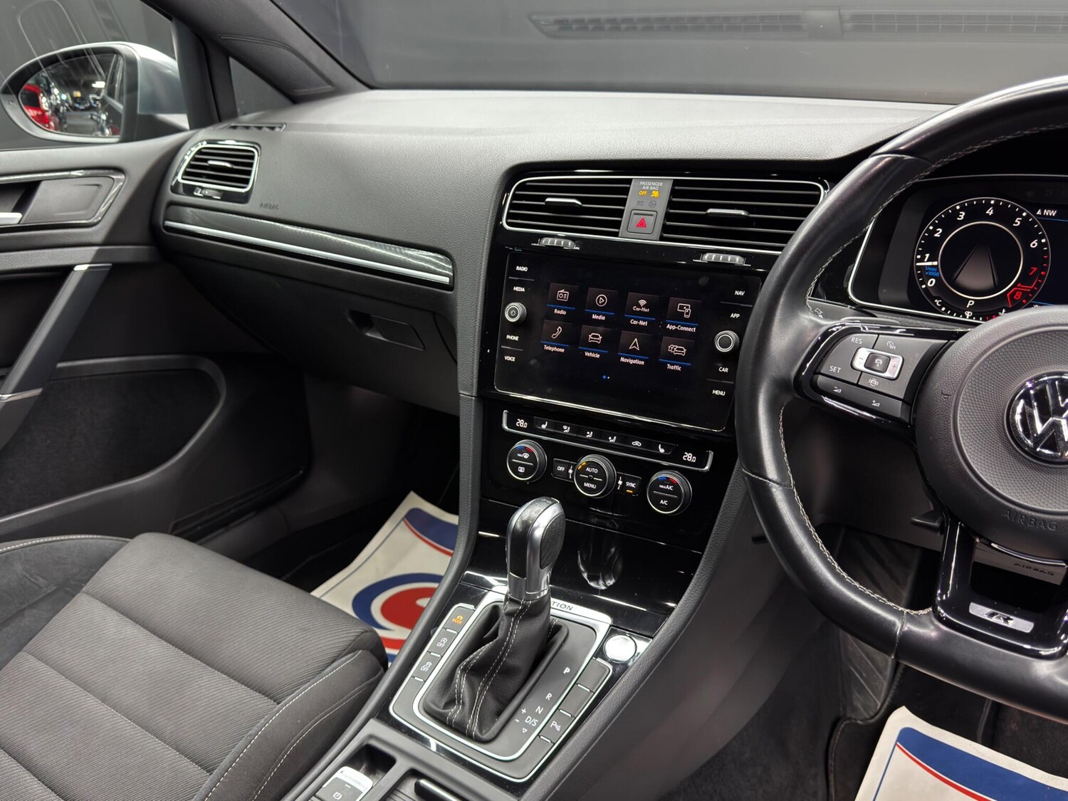 Used Volkswagen Golf 2019 for sale - 77737191: Photo 23