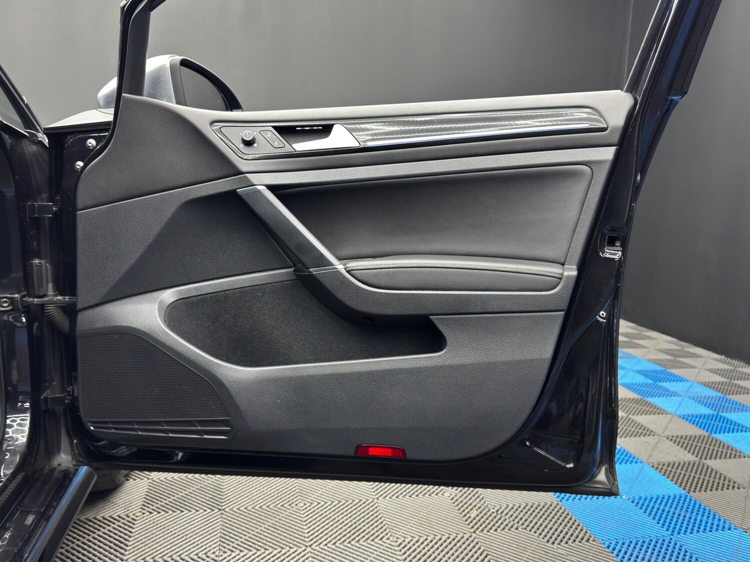 Used Volkswagen Golf 2019 for sale - 77737191: Photo 40