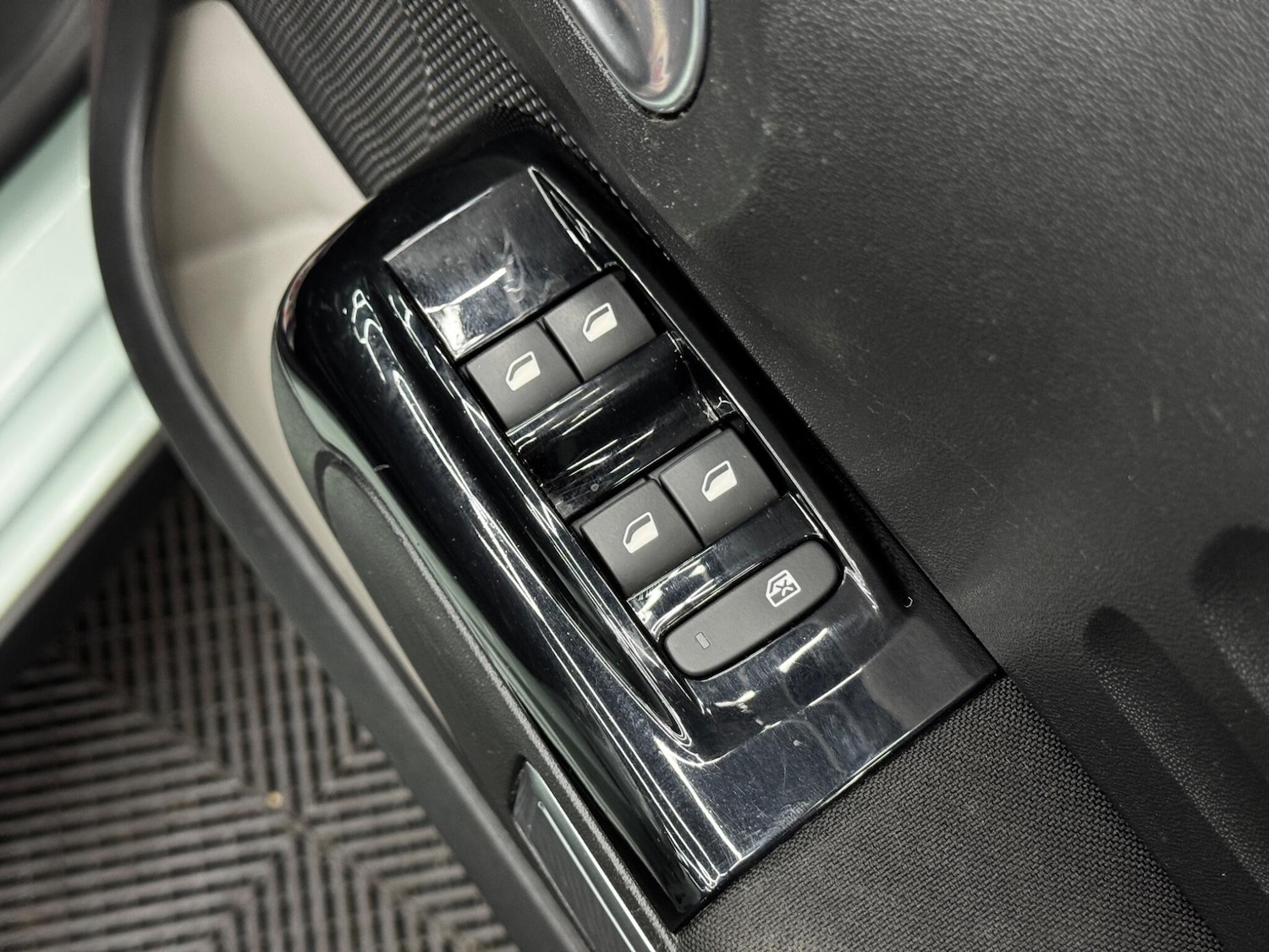 Used Citroen C3 2017 for sale - 76953594: Photo 37