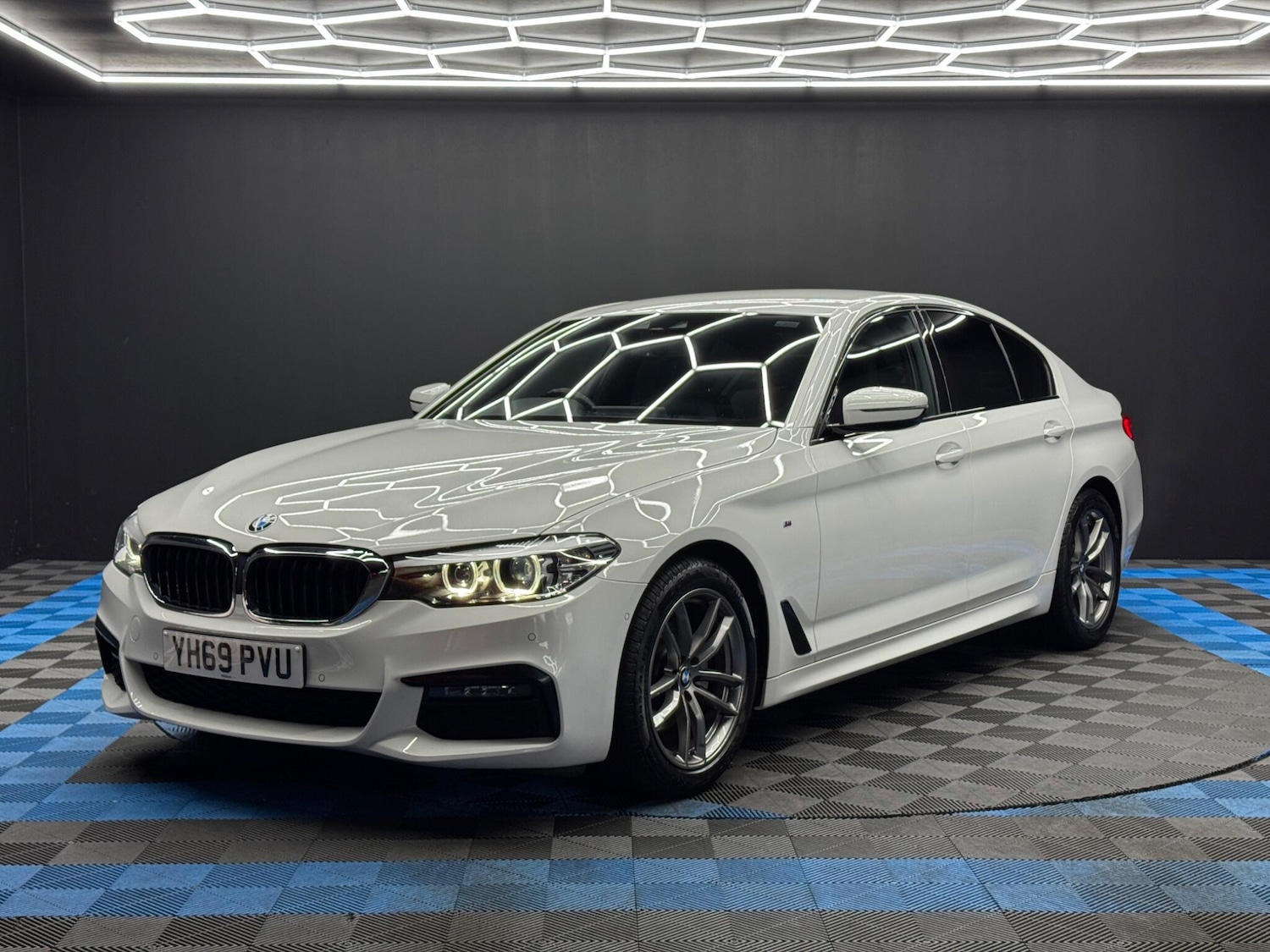 Used BMW 5 Series 2019 for sale - 77455029: Photo 3