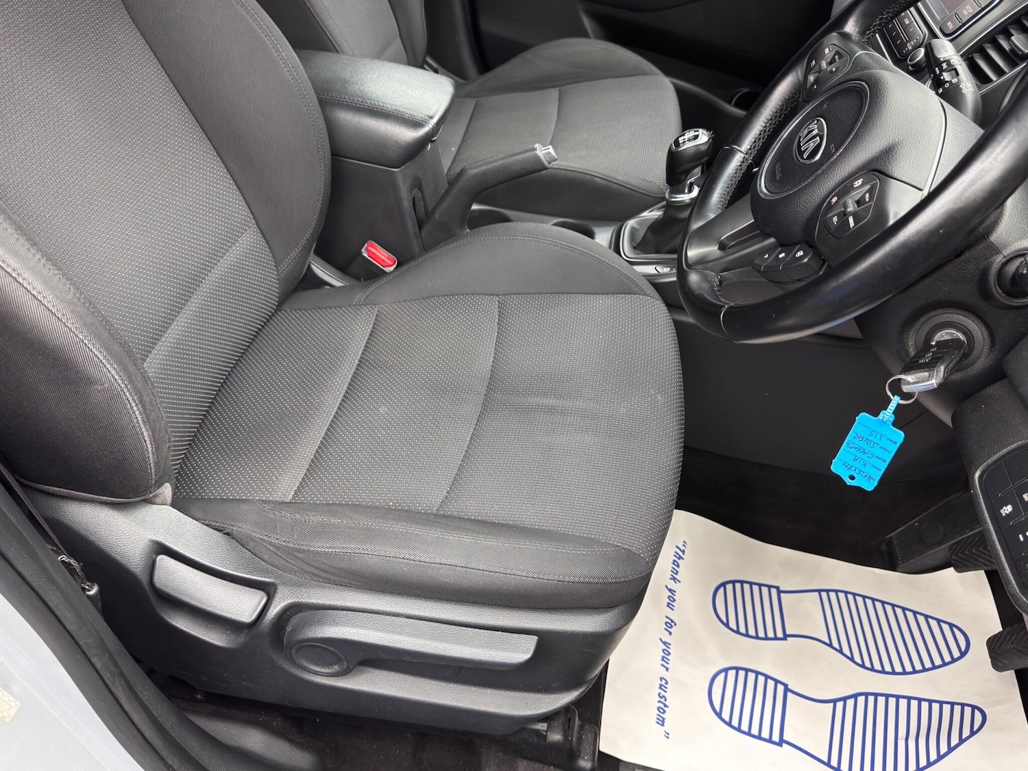 Used Kia Carens 2015 for sale - 76214193: Photo 13