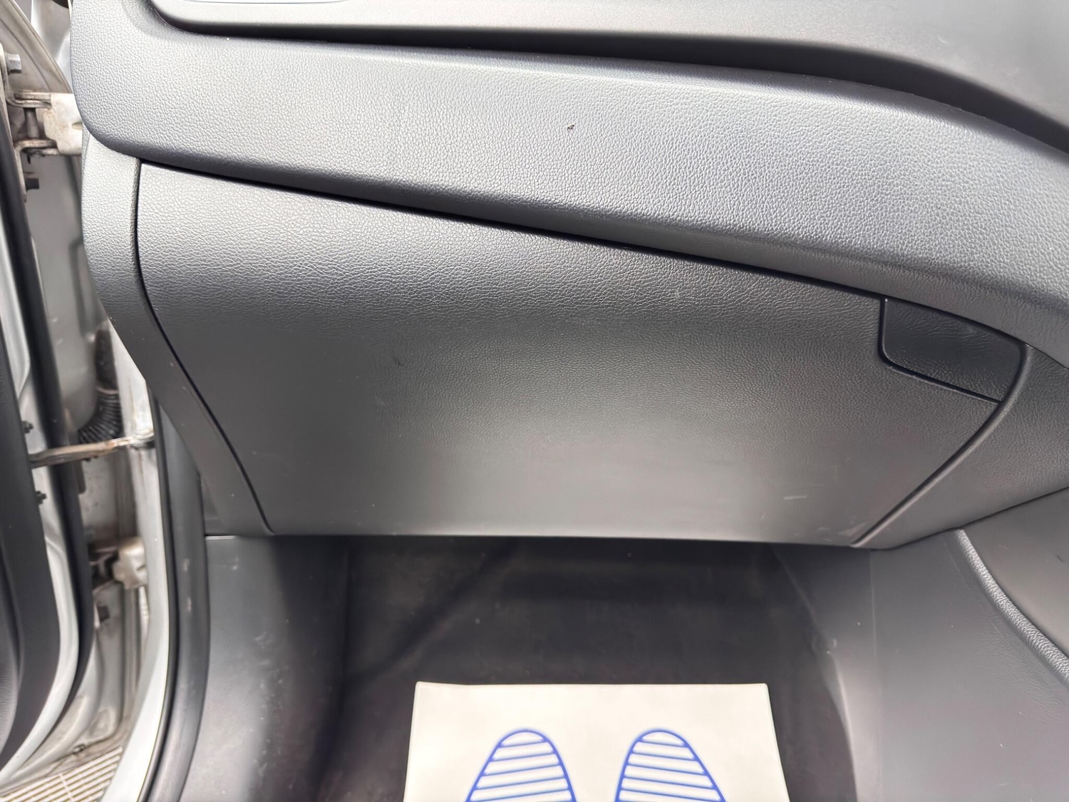 Used Kia Carens 2015 for sale - 76214193: Photo 31