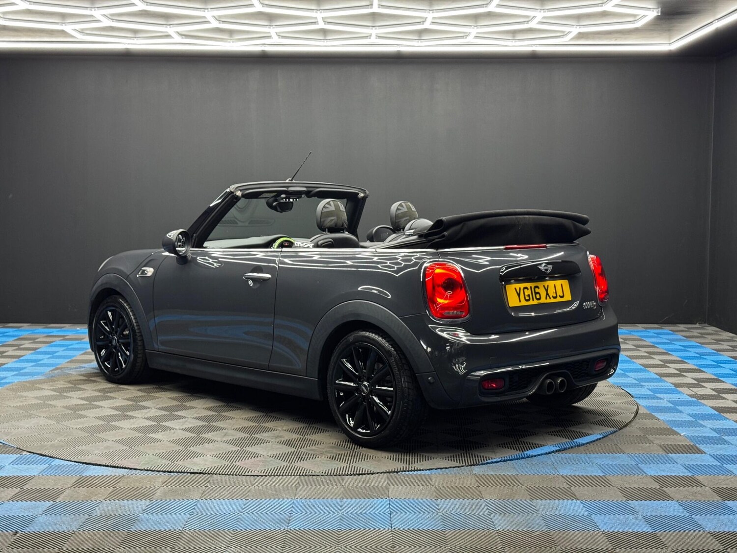 Used MINI Convertible 2016 for sale - 78171473: Photo 7