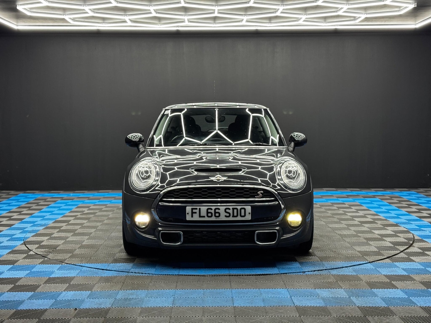 Used MINI Hatch 2016 for sale - 76801477: Photo 2