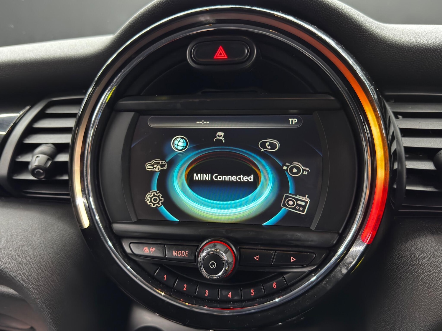 Used MINI Hatch 2016 for sale - 76801477: Photo 24