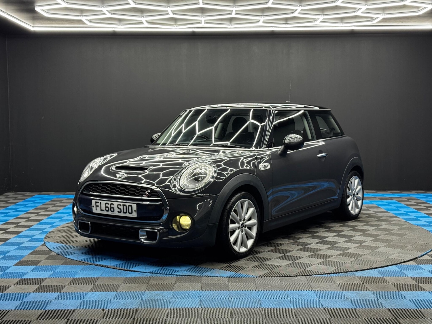 Used MINI Hatch 2016 for sale - 76801477: Photo 3