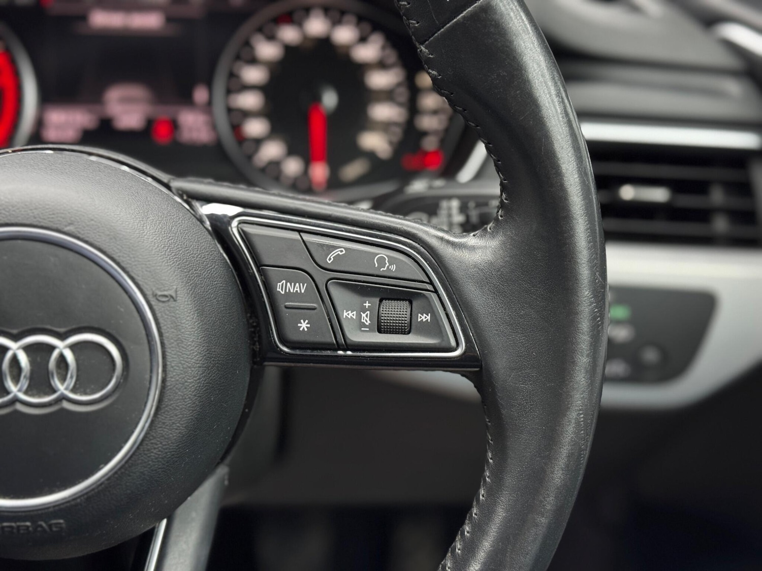 Used Audi A4 2018 for sale - 77386438: Photo 21