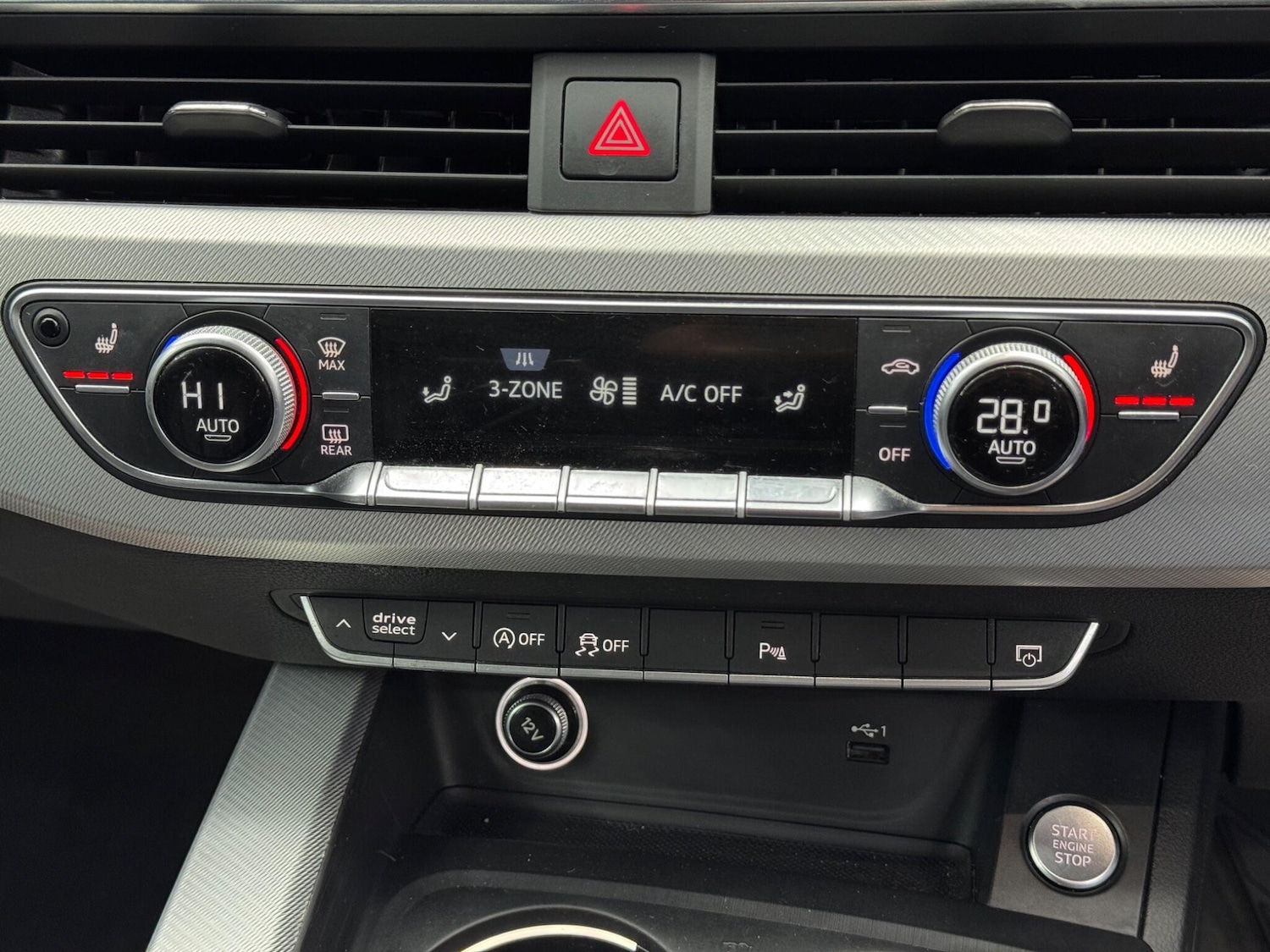 Used Audi A4 2018 for sale - 77386438: Photo 29