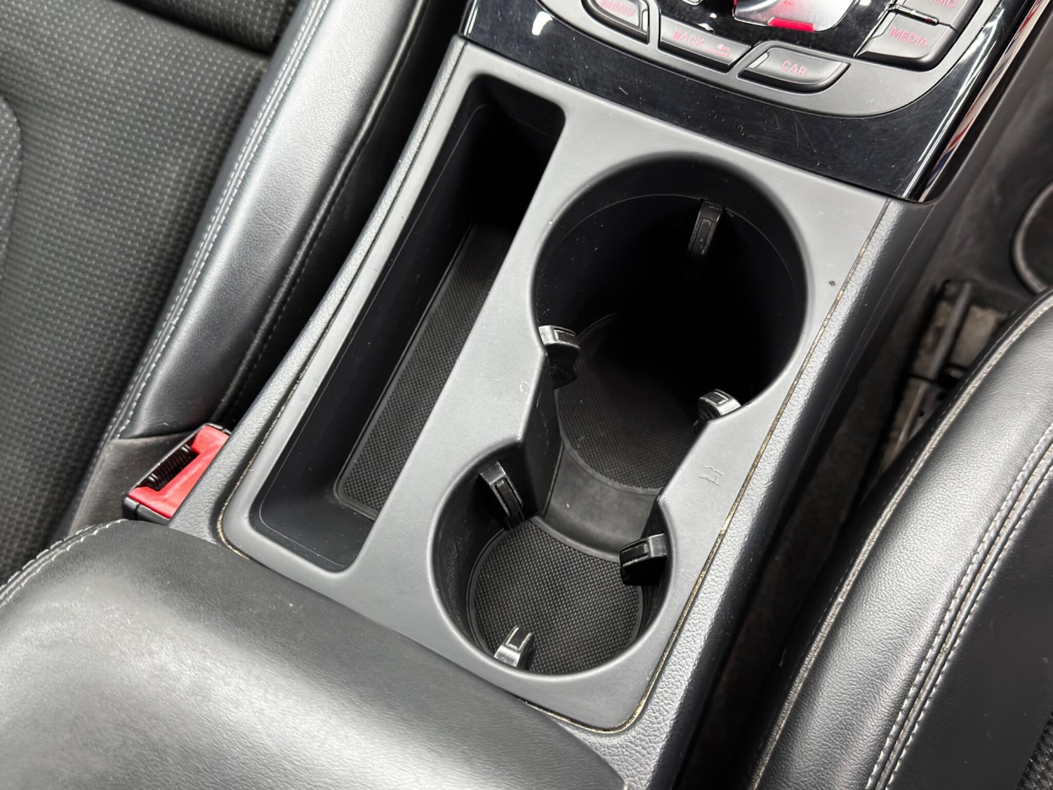 Used Audi A4 2015 for sale - 76607283: Photo 24