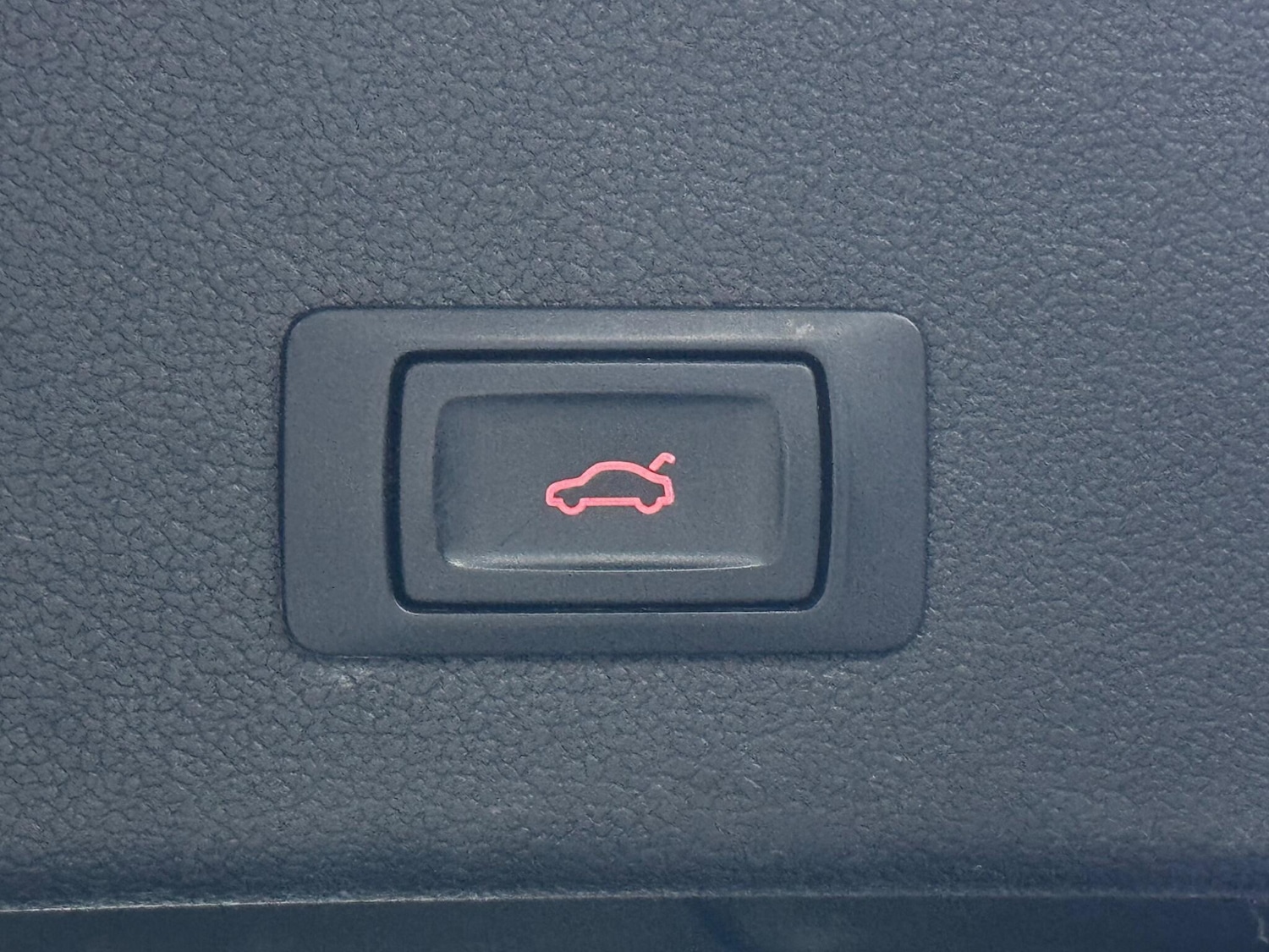 Used Audi A4 2015 for sale - 76607283: Photo 37