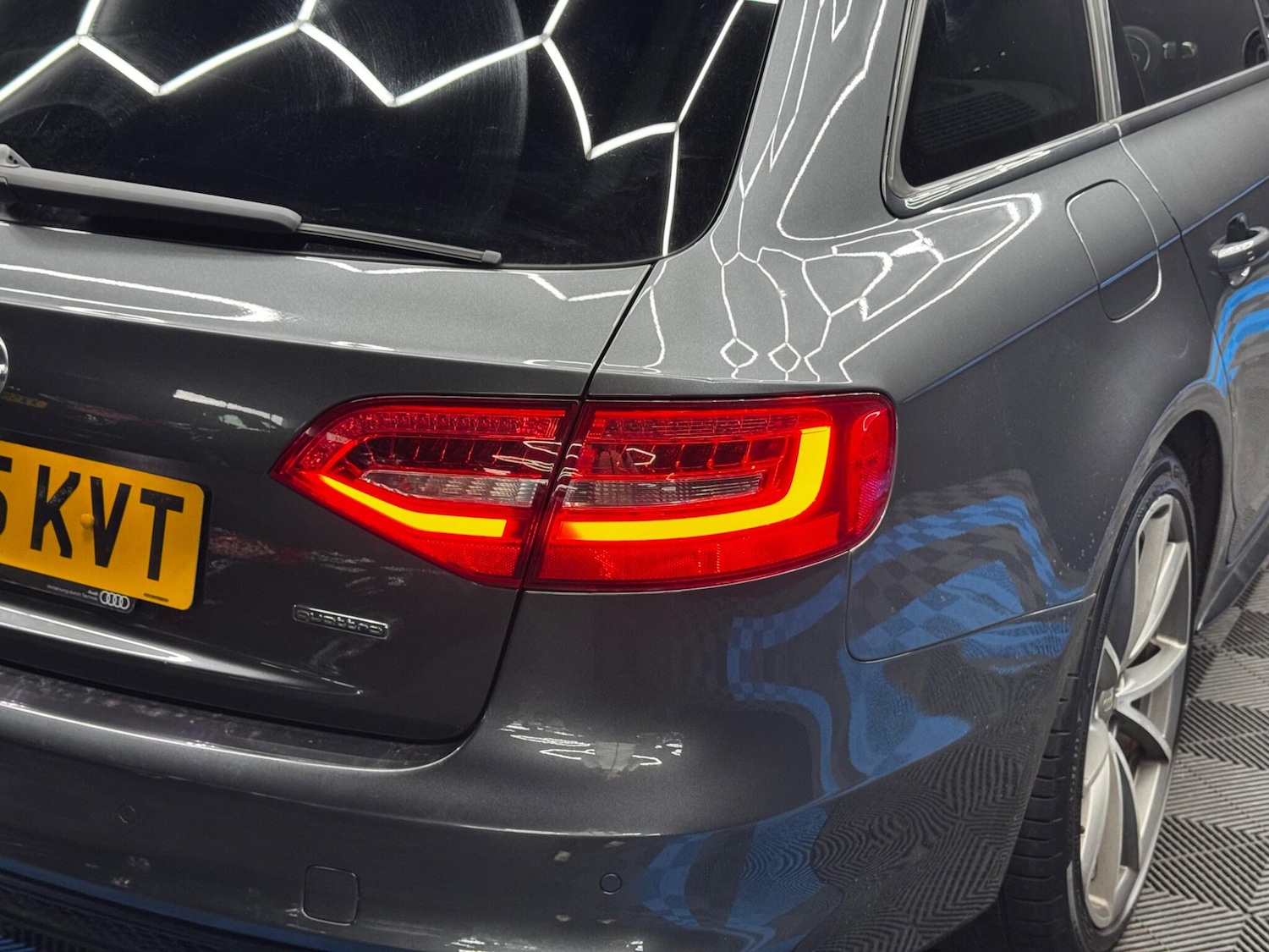 Used Audi A4 2015 for sale - 76607283: Photo 44