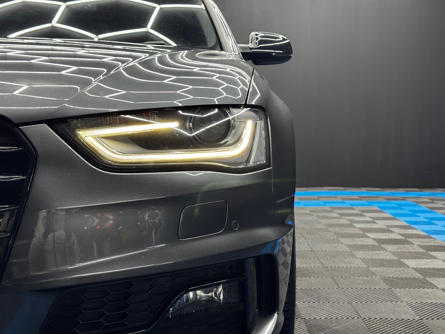 Used Audi A4 2015 for sale - 76607283: Photo 45