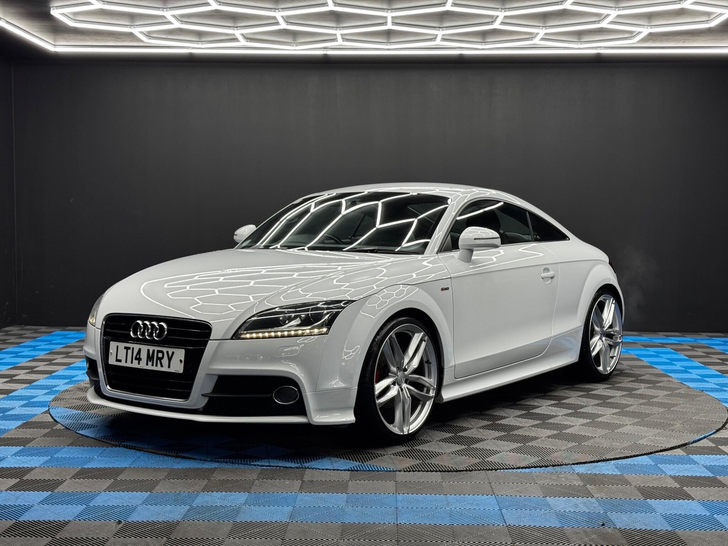 Used Audi TT for sale - 76537734: Photo 3