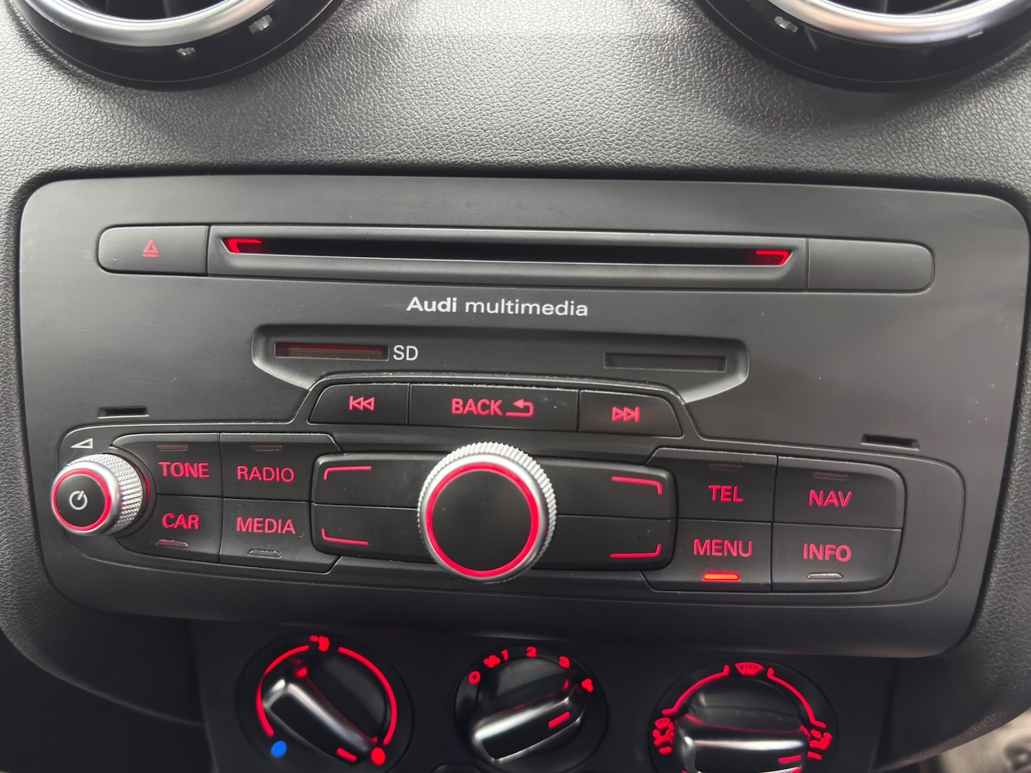 Used Audi A1 2014 for sale - 77015895: Photo 28