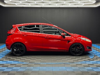 Used Ford Fiesta 2017 for sale - 77633596: Photo