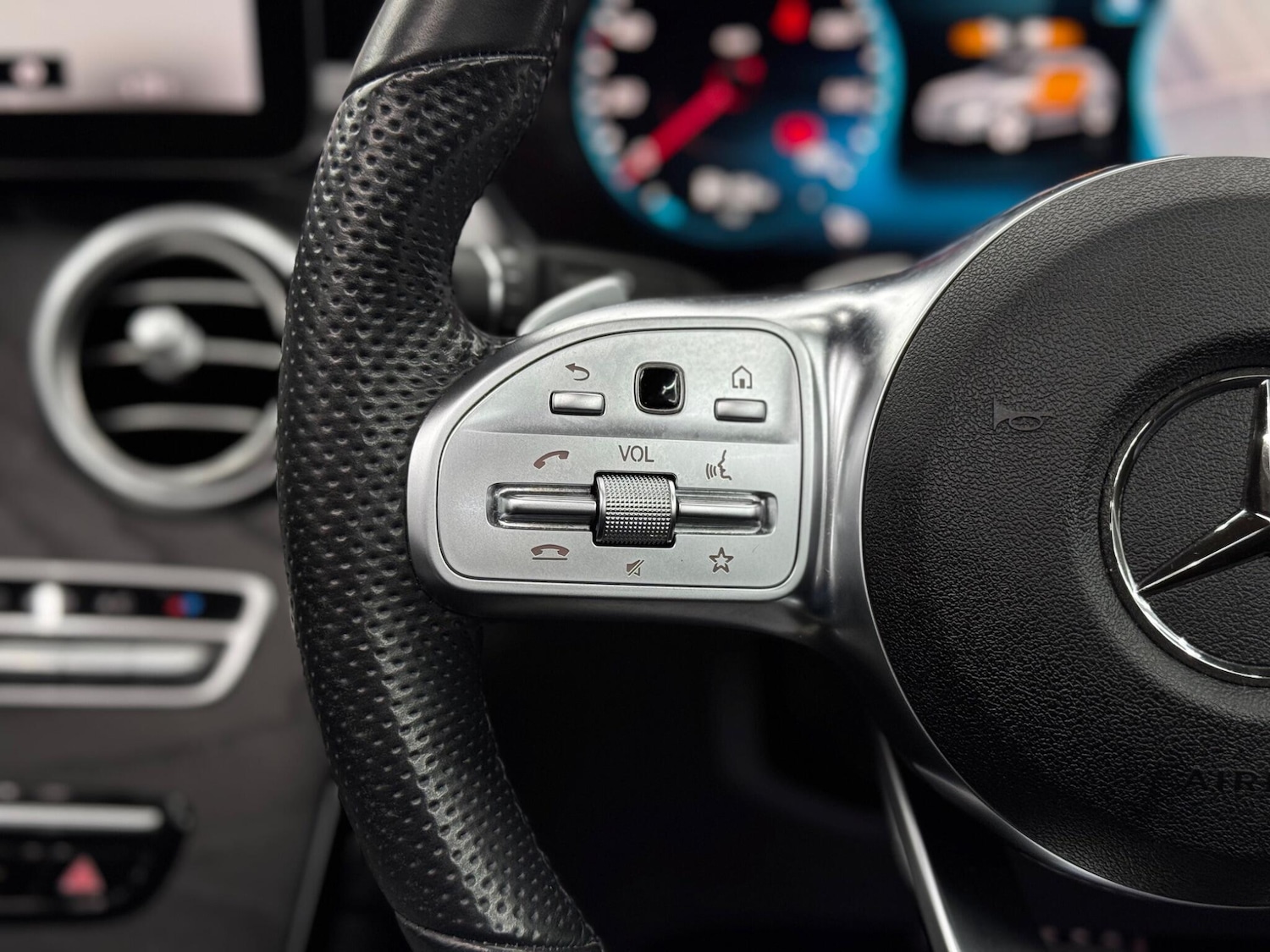 Used Mercedes-Benz GLC 2020 for sale - 76397874: Photo 20