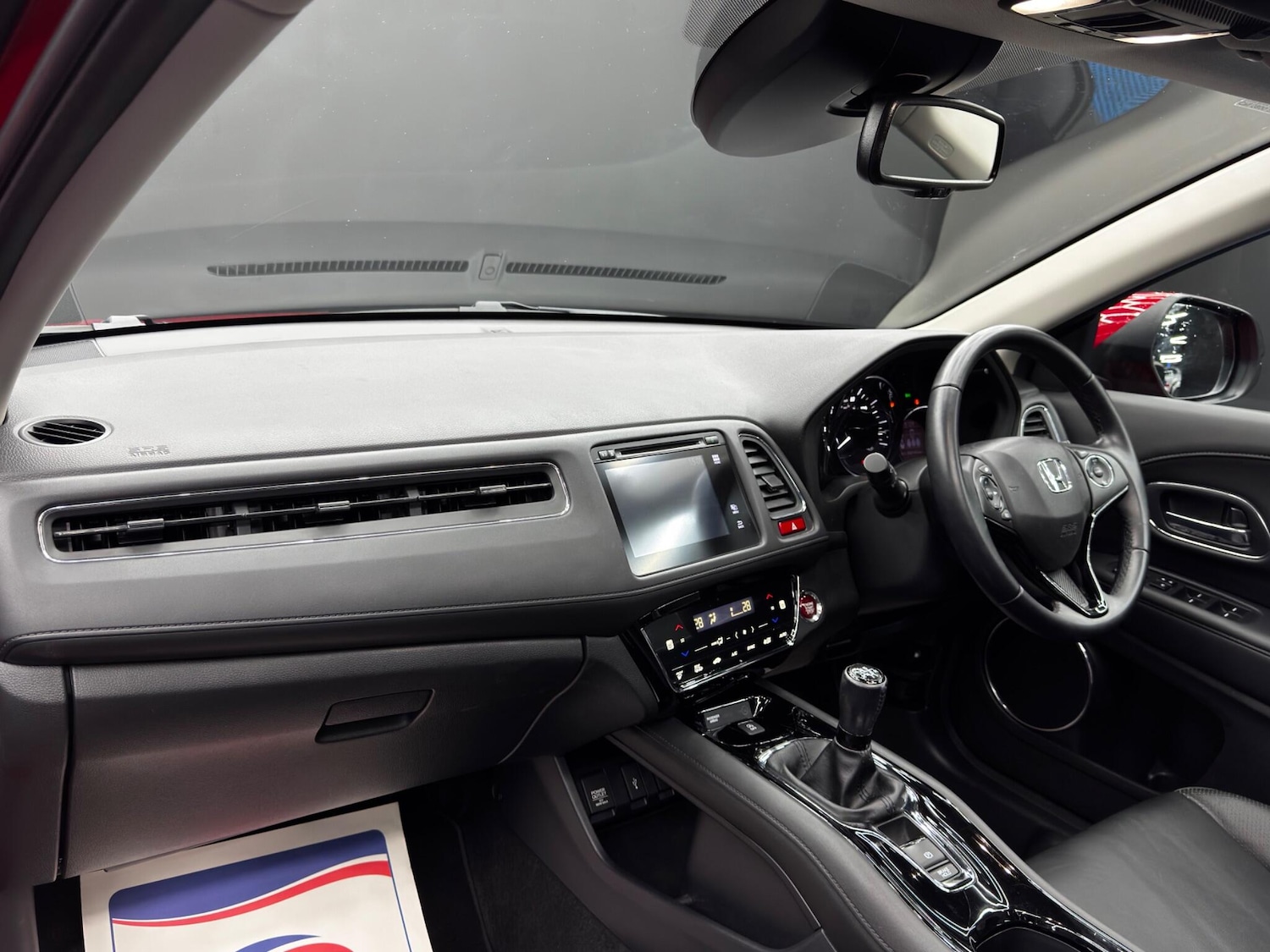 Used Honda HR-V 2017 for sale - 76472277: Photo 11