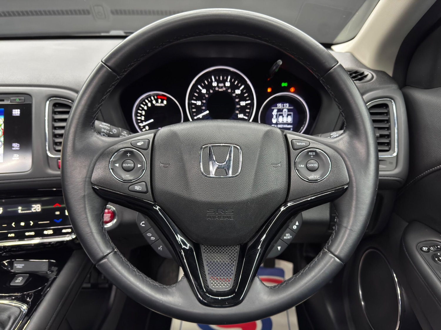 Used Honda HR-V 2017 for sale - 76472277: Photo 19