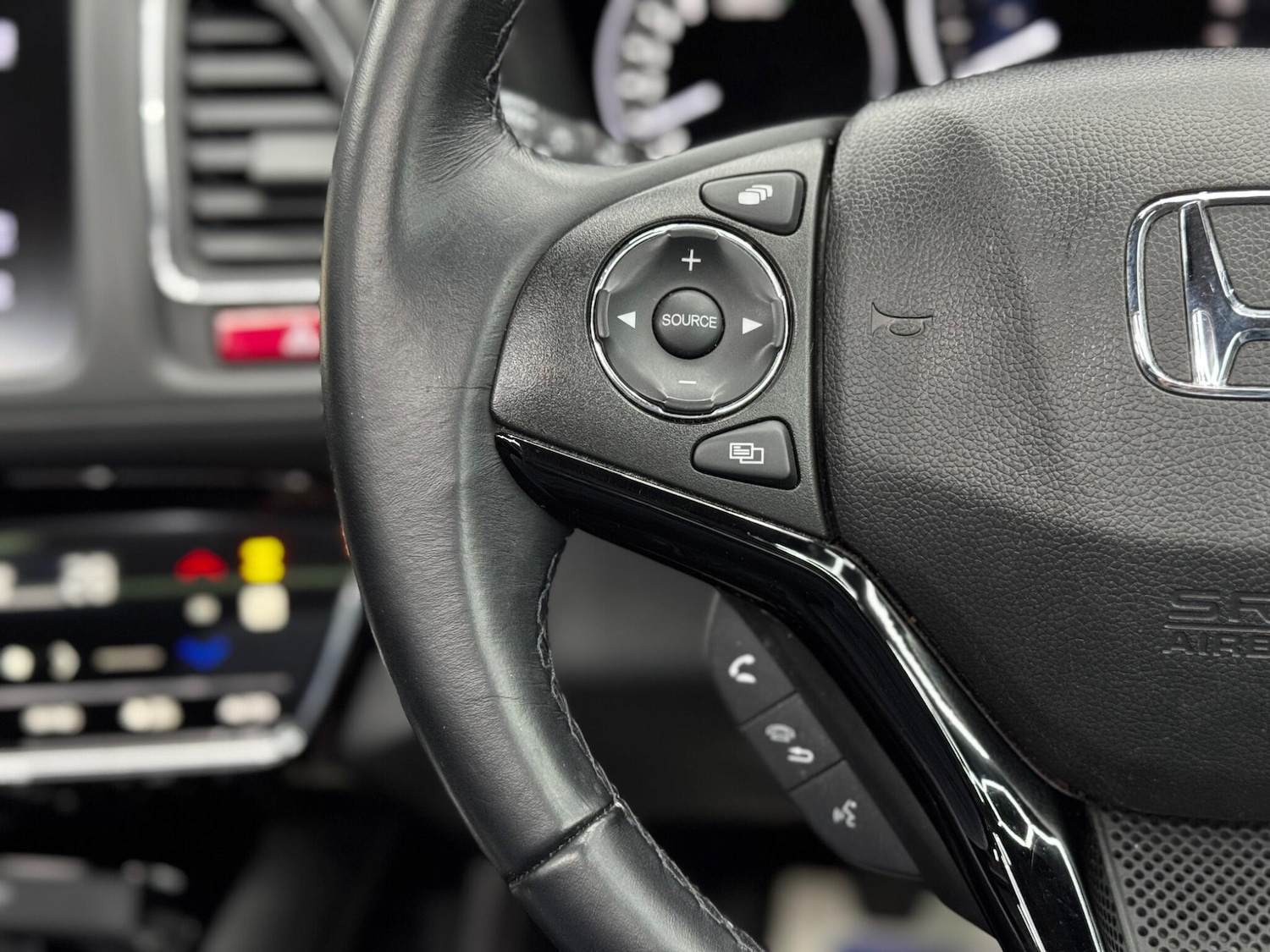 Used Honda HR-V 2017 for sale - 76472277: Photo 20