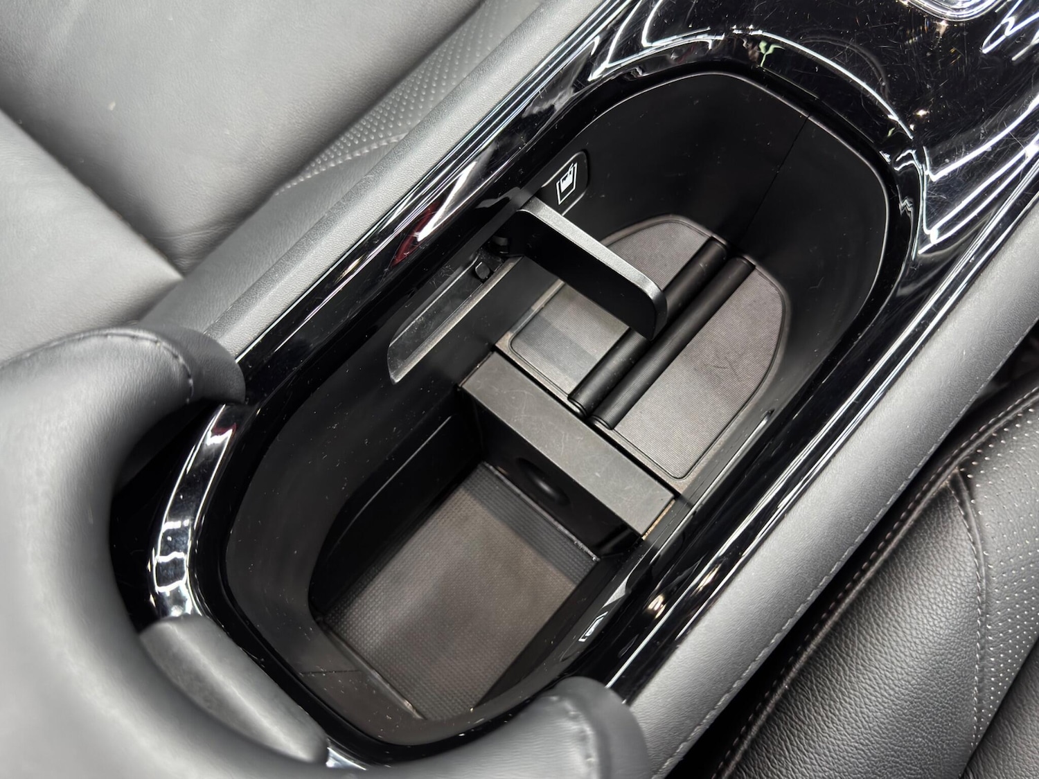 Used Honda HR-V 2017 for sale - 76472277: Photo 24