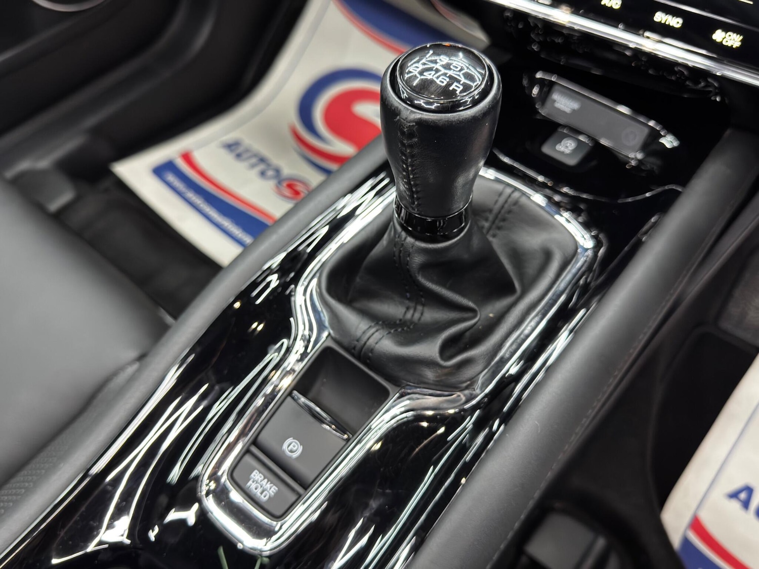 Used Honda HR-V 2017 for sale - 76472277: Photo 25