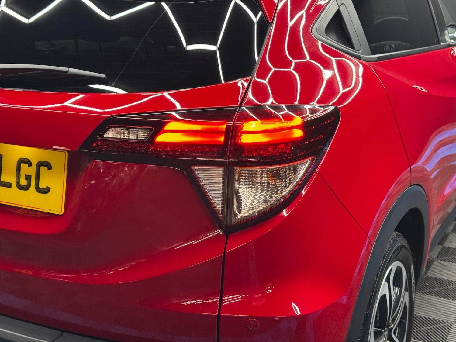 Used Honda HR-V 2017 for sale - 76472277: Photo 40