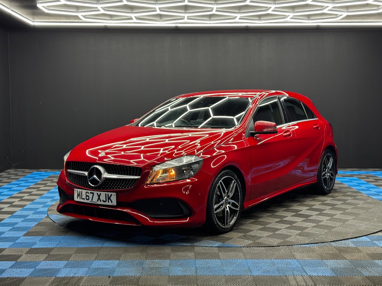 Used Mercedes-Benz A-Class for sale - 77768657: Photo 3