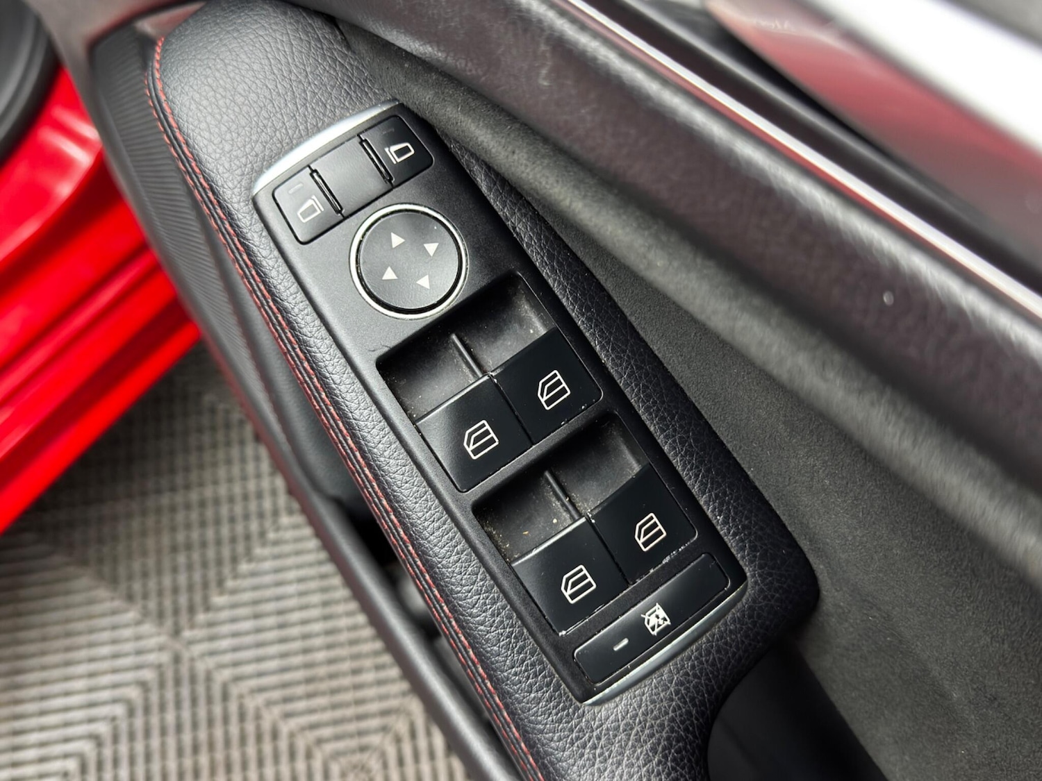 Used Mercedes-Benz A-Class for sale - 77768657: Photo 40