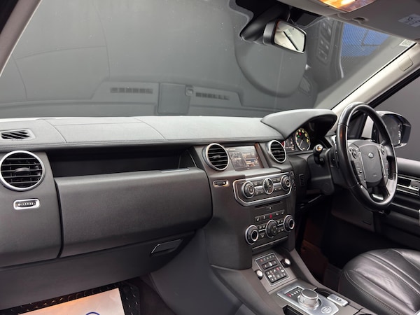 Used Land Rover Discovery 4 2016 for sale - 76137067: Photo 11