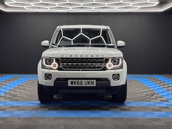 Used Land Rover Discovery 4 2016 for sale - 76137067: Photo 2