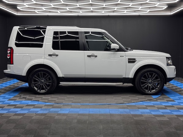 Used Land Rover Discovery 4 2016 for sale - 76137067: Photo 4