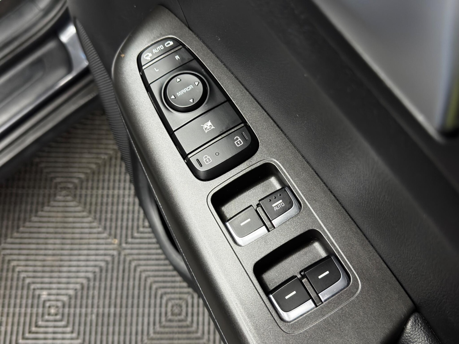 Used Kia Sportage 2017 for sale - 77163568: Photo 37