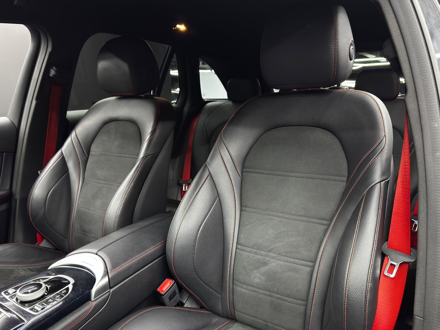 Used Mercedes-Benz GLC 2019 for sale - 76771933: Photo 14